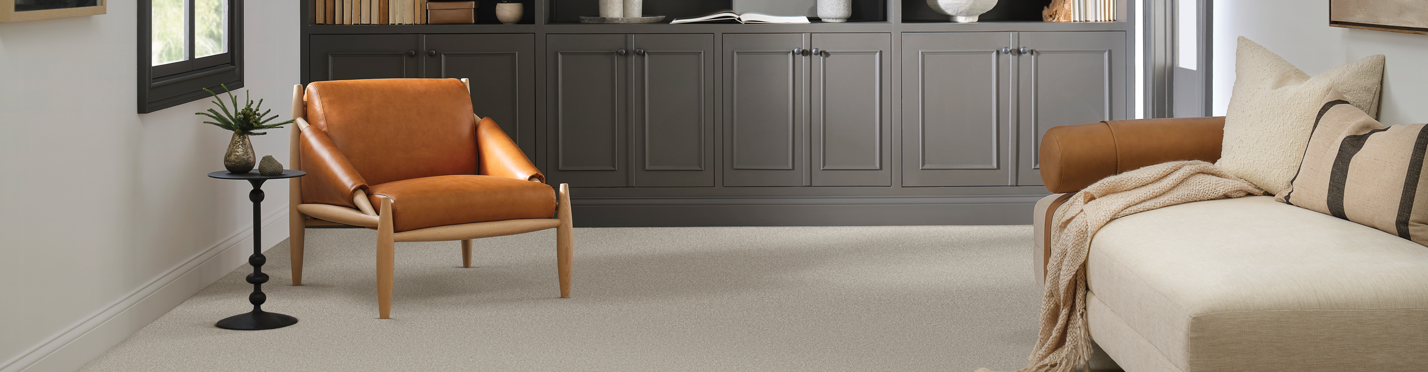 beige carpet in study